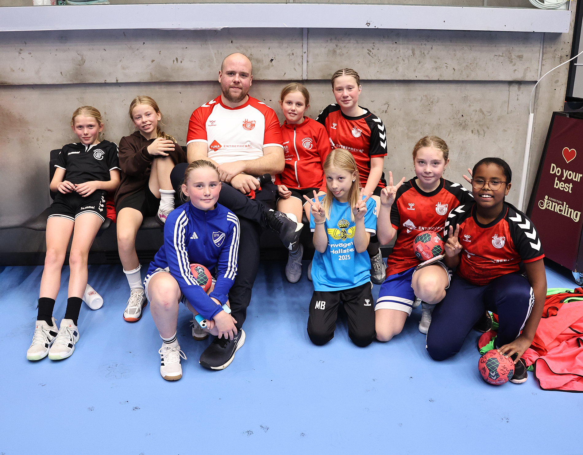Eskilstuna Guif Handball Camp - Torsdag 102 Mortimers tjejer