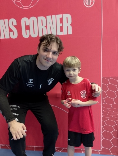 FansCorner1