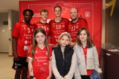 19 - Fans Corner